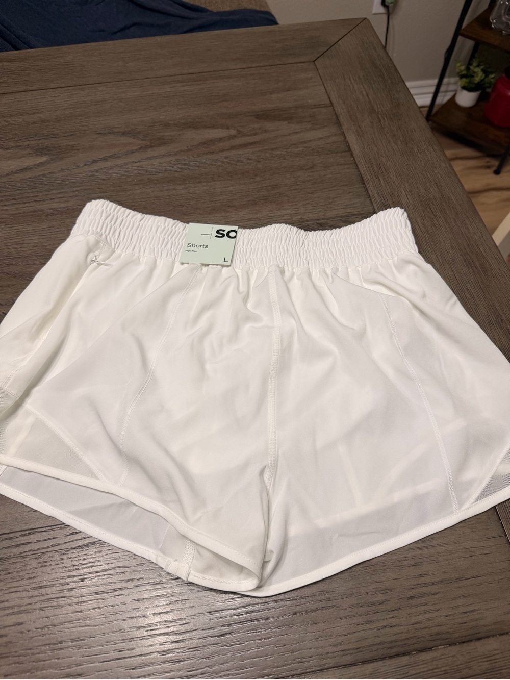 Kohls SO. White Women's Athletic Shorts - Women’s Size US L BRAND NEW WITH TAGS!